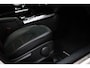 Mercedes-Benz GLA 180 AMG Line | PANORAMADAK | HALF LEDER | STOELVERWARMING | APPLE