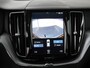Volvo XC60 2.0 B5 AWD Momentum Pro Luxury Hybrid / PanoramaDak / Trekhaak / Navi / Camera / Head-Up / DakRails