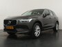 Volvo XC60 2.0 B5 AWD Momentum Pro Luxury Hybrid / PanoramaDak / Trekhaak / Navi / Camera / Head-Up / DakRails