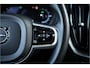 Volvo XC60 2.0 T6 Plug-in hybrid AWD Ultimate Black Edition - Panorama | Memory | Elek. Trekhaak | Stuurverwarming