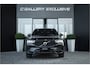 Volvo XC60 2.0 T6 Plug-in hybrid AWD Ultimate Black Edition - Panorama | Memory | Elek. Trekhaak | Stuurverwarming