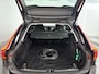 Volvo V90 T8 Plug-in hybrid AWD Ultra Dark | Panoramadak | 360° camera | Harman Kardon | Stoel- en Stuurverwarming | Trekhaak
