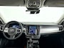 Volvo V90 T8 Plug-in hybrid AWD Ultra Dark | Panoramadak | 360° camera | Harman Kardon | Stoel- en Stuurverwarming | Trekhaak