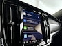Volvo V90 T8 Plug-in hybrid AWD Ultra Dark | Panoramadak | 360° camera | Harman Kardon | Stoel- en Stuurverwarming | Trekhaak