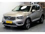 Volvo XC40 1.5 T5 Recharge 193kW/262pk DCT7 Inscription EL.TREKHAAK + BLIS + CAMERA + LEER + NAVI SENSUS + SPORTSTOELEN + CRUISE CONTROL + LANE ASSIST + LENDESTEUN + DAB AUDIO + KEYLESS ENTRY&GO + LED KOPLAMPEN + MISTLAMPEN + PARKSENSOREN + 19" LM-VELGEN!!