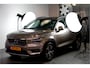 Volvo XC40 1.5 T5 Recharge 193kW/262pk DCT7 Inscription EL.TREKHAAK + BLIS + CAMERA + LEER + NAVI SENSUS + SPORTSTOELEN + CRUISE CONTROL + LANE ASSIST + LENDESTEUN + DAB AUDIO + KEYLESS ENTRY&GO + LED KOPLAMPEN + MISTLAMPEN + PARKSENSOREN + 19" LM-VELGEN!!
