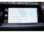 Volkswagen Golf 1.5 eTSI R-Line Business+ | Navigatie | Adaptieve cruise control | App-connect | Camera | LED | IQ-DRIVE |