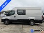 IVECO Daily Multicab 35S18V A8 Luchtvering • Adaptive Cruise Control • Automaat • W3520L L3H2 • 3.0L 176pk • Camera • Trekhaak • BPM-vrij Standplaats: Almkerk Standplaats: Veghel