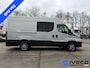 IVECO Daily Multicab 35S18V A8 Luchtvering • Adaptive Cruise Control • Automaat • W3520L L3H2 • 3.0L 176pk • Camera • Trekhaak • BPM-vrij Standplaats: Almkerk Standplaats: Veghel