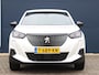 Peugeot 2008 1.2 PureTech Allure Pack Trekhaak | Camera | Navigatie | Apple Carplay & Android Auto | Michelin All-seasons | 17" LMV