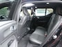 Volvo XC40 1.5 T2 R-Design / Panoramadak / Carplay