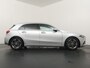 Mercedes-Benz A-klasse 180 Business Solution AMG - Navigatie - Camera - Stoelverwarming - LED koplampen