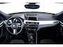 BMW X1 sDrive20i High Executive M Sport - Panoramadak - Comfort Access - Elektrisch verwarmde voorstoelen - HiFi - Verstelbare achterbank - Elektrische achterklep - LED koplampen - Koplampsproeiers -