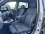 BMW 3-Serie Touring 318i Business Line | Trekhaak | Parkeer Sensoren | Sportstoelen | Navi | Cruise