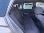 BMW 3-Serie Touring 318i Business Line | Trekhaak | Parkeer Sensoren | Sportstoelen | Navi | Cruise