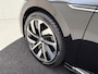 Volkswagen Arteon Shooting Brake 1.4 TSI eHybrid R-Line Business+ | SoH 100% | Panoramadak | Trekhaak | Dodehoek detectie | Adaptieve demping | Kuipstoelen | Lederen bekleding | Adaptieve cruise control | Navigatie |