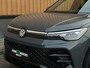 Volkswagen Tiguan 1.5 eHybrid R-Line Edition | Black Style | Panoramadak | Elektrische Trekhaak | 20" Lichtmetaal | Head-Up Display | Massage Stoelen | Dodehoeksensor | Lane Assist | Sportstoelen |