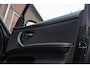 BMW 3-Serie Touring 318i Executive | Facelift | Panoramadak | Navigatie | Stoelverwarming | Climate control | Half leer | Bluetooth | Cruise control | PDC | ISO-fix | 17 inch | Origineel