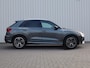Audi Q3 35 TFSI 150pk S-tronic S Edition | Trekhaak Wegklapbaar | Camera |  Sportsoelen | Stoelverwarming | Extra getint glas | 19 inch lm wielen | Sportsoelen