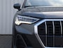 Audi Q3 35 TFSI 150pk S-tronic S Edition | Trekhaak Wegklapbaar | Camera |  Sportsoelen | Stoelverwarming | Extra getint glas | 19 inch lm wielen | Sportsoelen