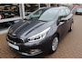 Kia Ceed cee'd Sportswagon 1.6 GDI Plus Pack. Goed onderhouden, boekjes en facturen aanwezig! Trekhaak, navigatie.
