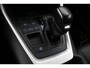 Toyota RAV4 2.5 Hybrid 2WD Bi-Tone | Trekhaak | Leder | Apple Carplay / Android Auto | Stoelverwarming | Adaptive Cruise | Clima | Parkeersensoren voor/achter | 18 inch