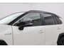 Toyota RAV4 2.5 Hybrid 2WD Bi-Tone | Trekhaak | Leder | Apple Carplay / Android Auto | Stoelverwarming | Adaptive Cruise | Clima | Parkeersensoren voor/achter | 18 inch