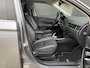 Mitsubishi Outlander 2.0 PHEV Instyle+ 204 pk 4WD AUT. | navigatie | schuifdak | trekhaak | leder interieur | elektr. a. klep | stoel/stuurvw.