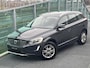 Volvo XC60 2.0 T5 FWD Summum Automaat, Panoramadak, Leder, Trekhaak vaste kogel, Stoelverwarming, Parkeercamera, Navigatie, Bluetooth, 18 inch lichtmetalen wielen