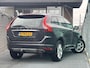 Volvo XC60 2.0 T5 FWD Summum Automaat, Panoramadak, Leder, Trekhaak vaste kogel, Stoelverwarming, Parkeercamera, Navigatie, Bluetooth, 18 inch lichtmetalen wielen