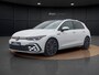 Volkswagen Golf 2.0 TSI GTI | Pano dak | Stoelverwarming | Trekhaak | 19"| Keyless | LED mistlampen |