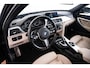 BMW 3-Serie Touring 340i xDrive M Sport M-Performance uitlaat en power kit - Panoramadak - Comfort Access - Active Cruise Control - Driving/Parking Assistant - Elektrisch verwarmde/verstelbare stoelen - Head up -
