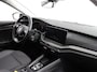 Skoda Octavia Combi 1.4 TSI iV PHEV Business Edition Plus | DEMO ! | Navigatie | Apple Carplay/Android Auto | Climate Control | Cruise Control | Parkeer sensoren | Camera | Full LED | 17" LM Velgen
