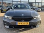BMW 3-Serie 318i 2.0 High Executive Edition Dravitgrau Sportline Live Cockpit Prof Vol Leder Stoelverwarming Shadow Line Led Sfeerverlichting Sportstoelen Apple Carplay Android Auto NL Auto