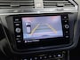 Volkswagen Tiguan 2.0 TSI 4Motion Highline / 180pk / R-Line / Achteruitrijcamera / Cruise / Navigatie / Apple Carplay