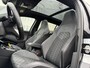 Volkswagen Golf Variant 1.5 eTSI R-Line | Pano |Camera | Adaptive | CarPlay |