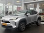 Toyota Yaris Cross 1.5 Hybrid 115 First Edition met Comfort Pack | Dodehoek detectie | Stoel & stuur verwarming | sensoren V+A