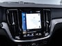 Volvo V60 Cross Country 2.0 B5 AWD 360° HuD Pano B&W Massage