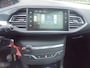 Peugeot 308 SW Peugeot 308 sw 1.6 hdi panorama dak lmv navigatie trekhaak