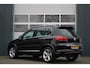 Volkswagen Tiguan 1.4 TSI R-Line Edition Clima/Cruise/Bi-Xenon/Camera/Stoelverwarming/PDC/LED/Park.Assist/18"LM/Alcantara/Trekhaak