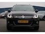 Volkswagen Tiguan 1.4 TSI R-Line Edition Clima/Cruise/Bi-Xenon/Camera/Stoelverwarming/PDC/LED/Park.Assist/18"LM/Alcantara/Trekhaak