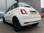 Fiat 500 1.0 GSE Hybrid Dolcevita Bi-colore Airco - Apple carplay - Cruise control - Panoramadak - Parkeersensoren achter - Licht metalen velgen 16 inch - Bluetooth - Mistlampen voor - All season banden - Navigatiesysteem - Stuur kunstleder - Stuur multifunctioneel - Elektrische ramen - Start/stop systeem