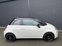 Fiat 500 1.0 GSE Hybrid Dolcevita Bi-colore Airco - Apple carplay - Cruise control - Panoramadak - Parkeersensoren achter - Licht metalen velgen 16 inch - Bluetooth - Mistlampen voor - All season banden - Navigatiesysteem - Stuur kunstleder - Stuur multifunctioneel - Elektrische ramen - Start/stop systeem