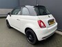 Fiat 500 1.0 GSE Hybrid Dolcevita Bi-colore Airco - Apple carplay - Cruise control - Panoramadak - Parkeersensoren achter - Licht metalen velgen 16 inch - Bluetooth - Mistlampen voor - All season banden - Navigatiesysteem - Stuur kunstleder - Stuur multifunctioneel - Elektrische ramen - Start/stop systeem
