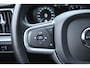 Volvo V60 T5 Automaat Momentum | Keyless Entree | Parkeersensoren voor + achter | Apple Carplay / Android Auto | Navigatie | Dealeronderhouden | Cruise Control | Privacy Glass | 18" Lichtmetalen Velgen