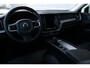Volvo XC60 2.0 T6 Plug-in hybrid AWD Plus Dark | Elektrisch glazen panorama-dak | Rondomzicht camera | Trekhaak elektrisch uitklapbaar | Elektrisch verstelbare voorstoelen met geheugen | Adaptieve cruise control | Google services | Apple Carplay & Android Auto | Dodehoek detectie | Lederen bekleding | Keyless Entry | Stoel- en stuurverwarming |