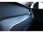 Volvo XC60 2.0 T6 Plug-in hybrid AWD Plus Dark | Elektrisch glazen panorama-dak | Rondomzicht camera | Trekhaak elektrisch uitklapbaar | Elektrisch verstelbare voorstoelen met geheugen | Adaptieve cruise control | Google services | Apple Carplay & Android Auto | Dodehoek detectie | Lederen bekleding | Keyless Entry | Stoel- en stuurverwarming |