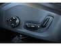 Volvo XC60 2.0 T6 Plug-in hybrid AWD Plus Dark | Elektrisch glazen panorama-dak | Rondomzicht camera | Trekhaak elektrisch uitklapbaar | Elektrisch verstelbare voorstoelen met geheugen | Adaptieve cruise control | Google services | Apple Carplay & Android Auto | Dodehoek detectie | Lederen bekleding | Keyless Entry | Stoel- en stuurverwarming |