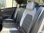 Volkswagen Golf 1.4 eHybrid GTE / AUTOMAAT/ 245 PK/ PANO/ MEMORY SEAT/ LEDER/ NAVI/ APP-CONNECT/ CLIMA/ STOELVERWARMING & VERKOELING/ PARK. SENSOREN + CAMERA/ DCC/ KEYLESS/ HEAD-UP/ 18'' LMV