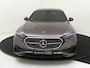 Mercedes-Benz E-klasse 300 e AMG Line / Premium/ Panoramadak/ 20 inch/ AIRMATIC/ Achterasbesturing/ SUPERSCREEN/ Massage/ Softclose/ El. Trekhaak/